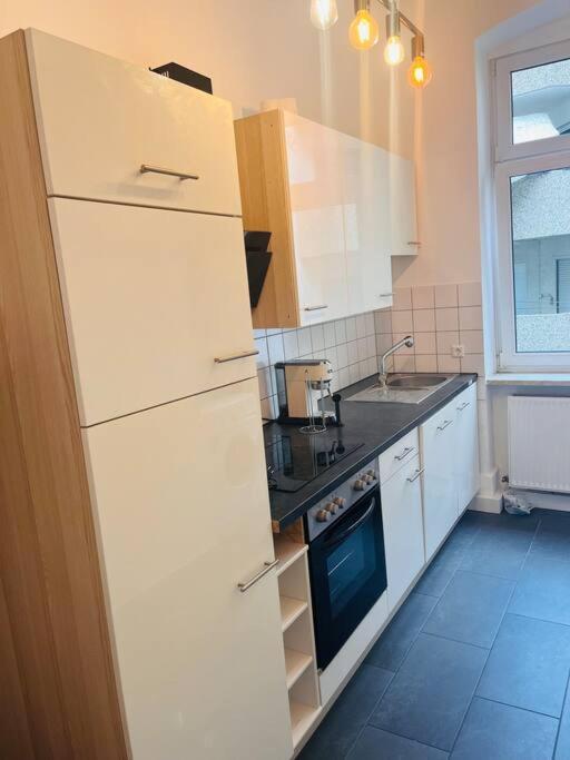 Kuenstlerisches Apartment Karlsruhe Ngoại thất bức ảnh