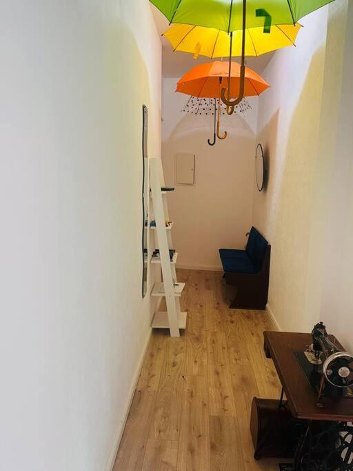 Kuenstlerisches Apartment Karlsruhe Ngoại thất bức ảnh